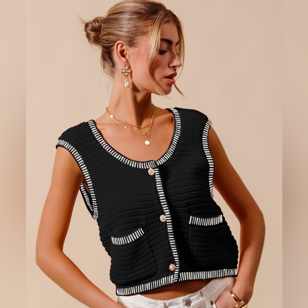 ♥️ SO ME Textured Sweater Vest Top With Pockets